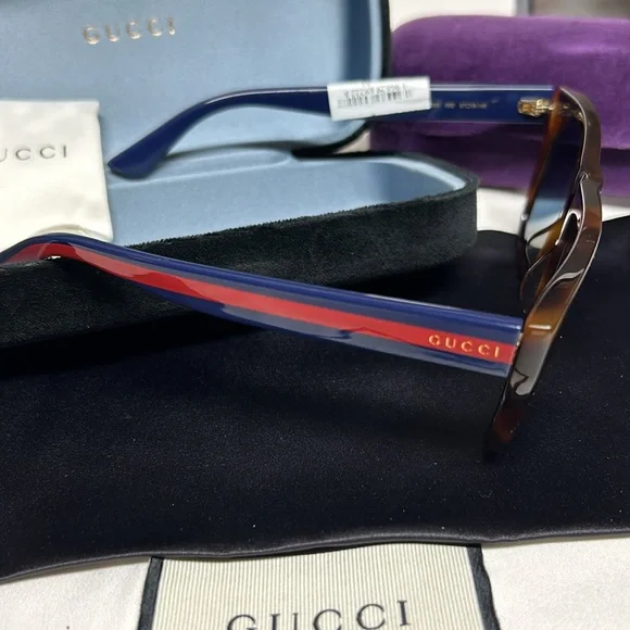 NWT Gucci Sunglasses - Picture 2 of 3